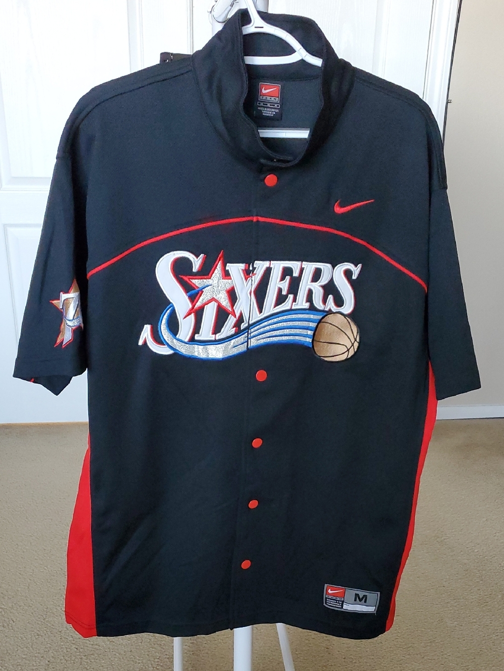Nike Men’s Sixers Black & Red Button-Up Jersey